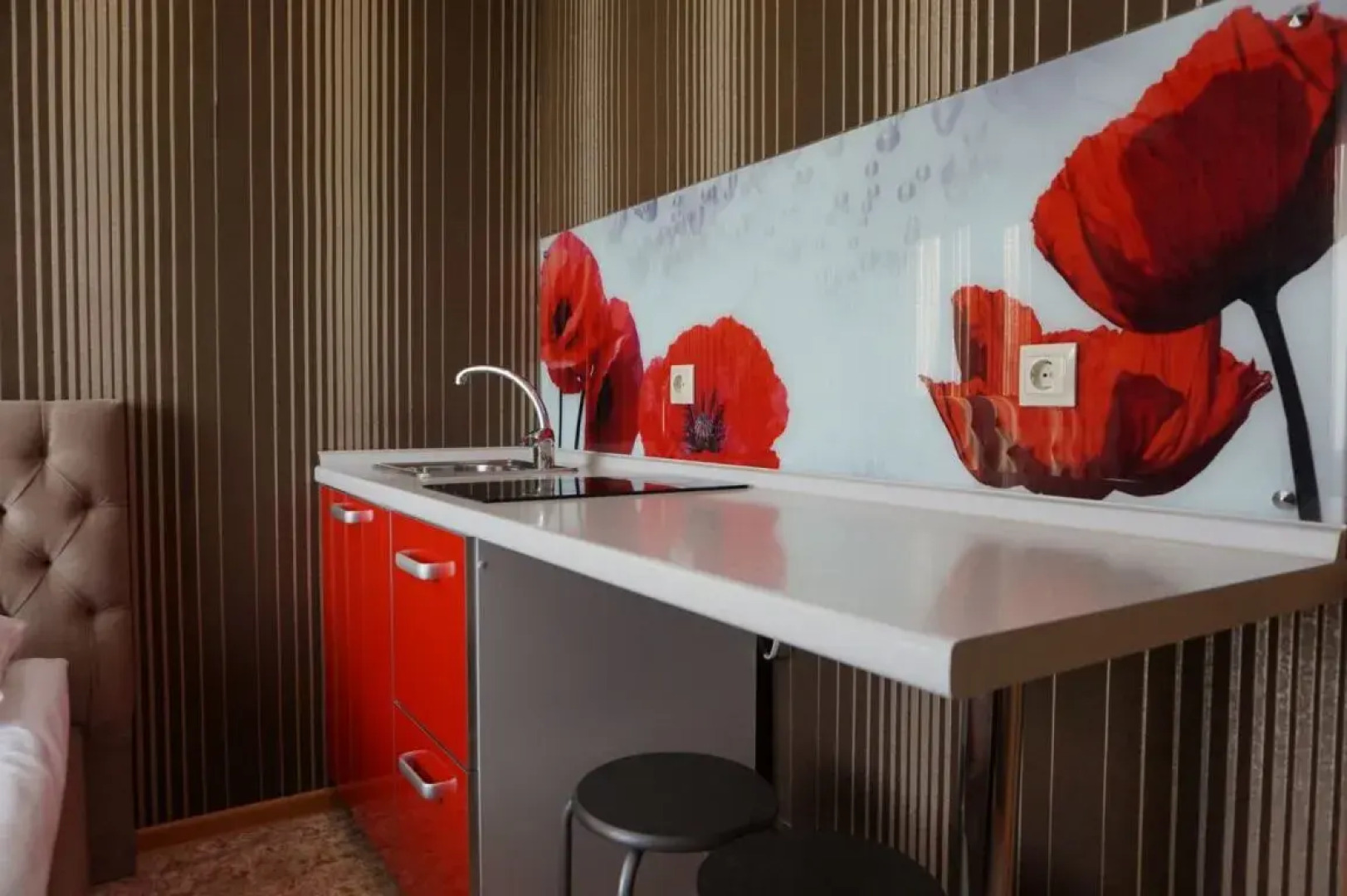 Апартаменты Золотой Шар на 70 лет Октября 4