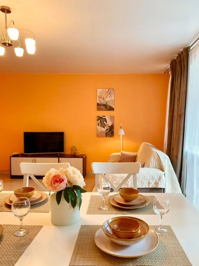 Апартаменты Сапфир с закрытым двором, рядом с ТЦ Остров, Мать и дитя