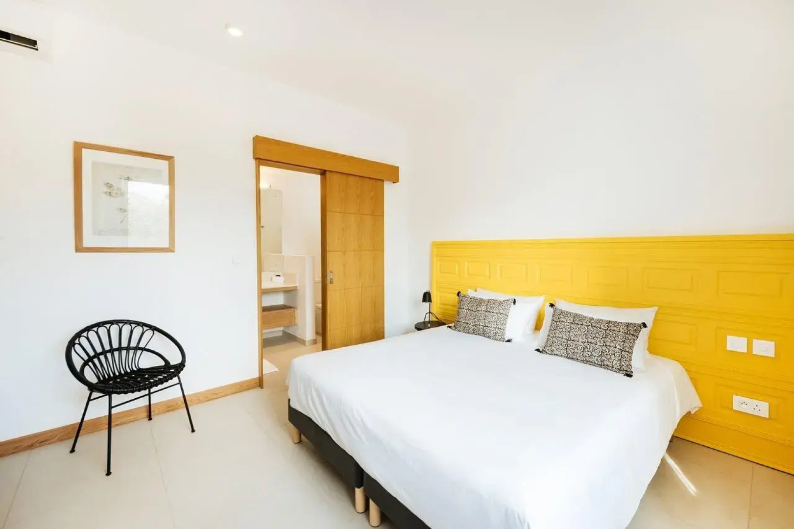 Mythic Suites & Villas