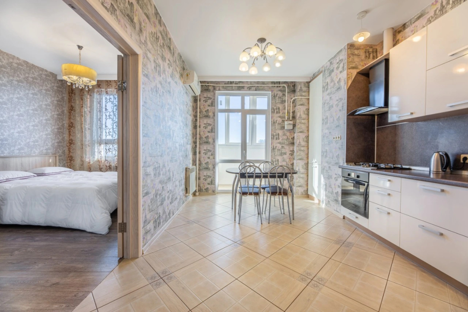 Апартаменты на улице Конституции 15