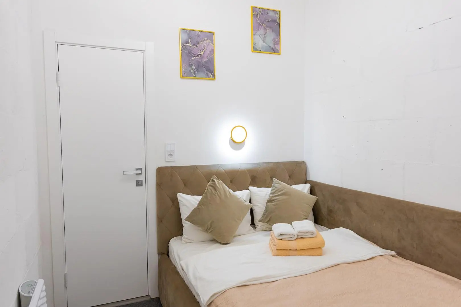 Отель White Place