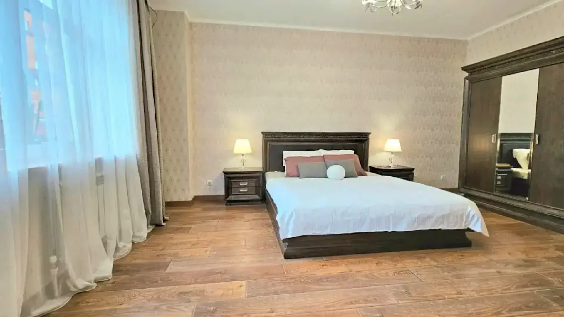 Квартира в Центре Города Рядом с Кремлёвской Набережной