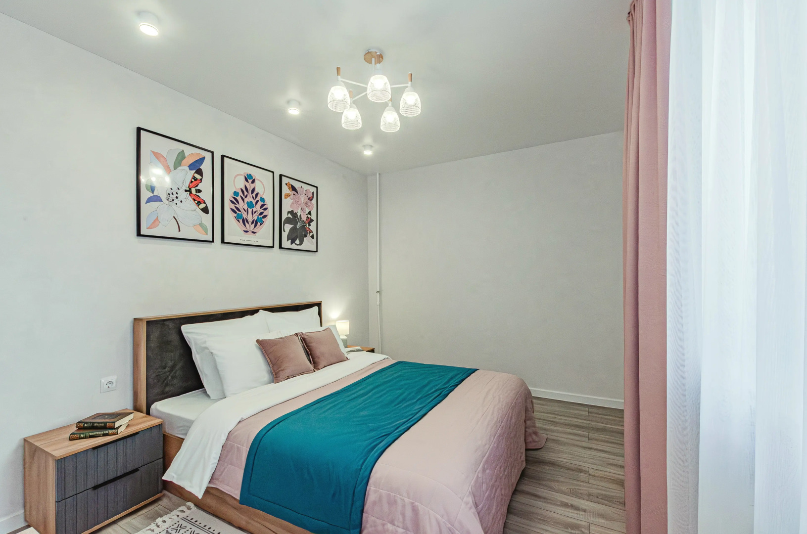 Квартира Трехкомнатная ст.метро Козья Слобода