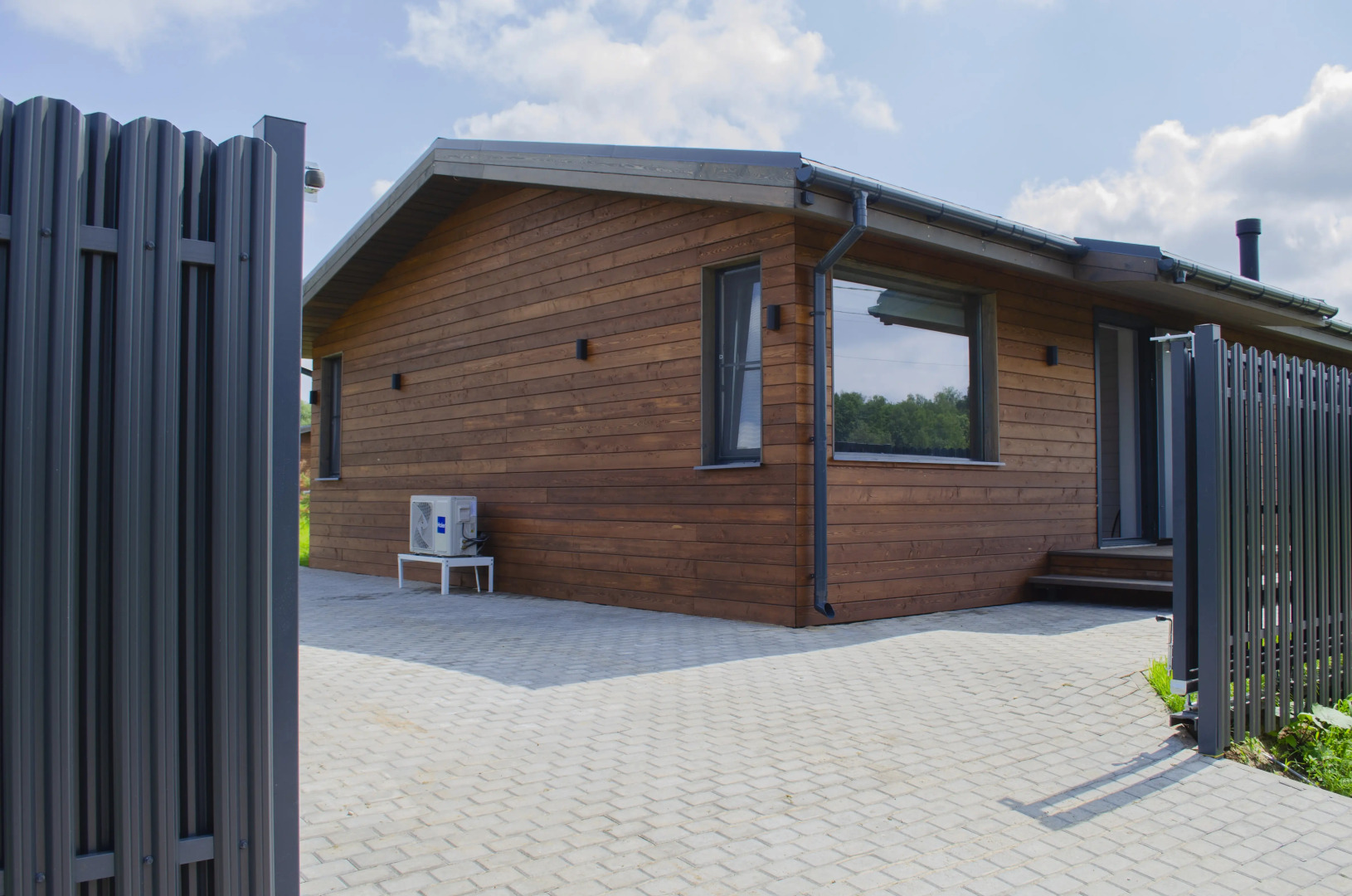 Частный дом у реки с 3 спальнями