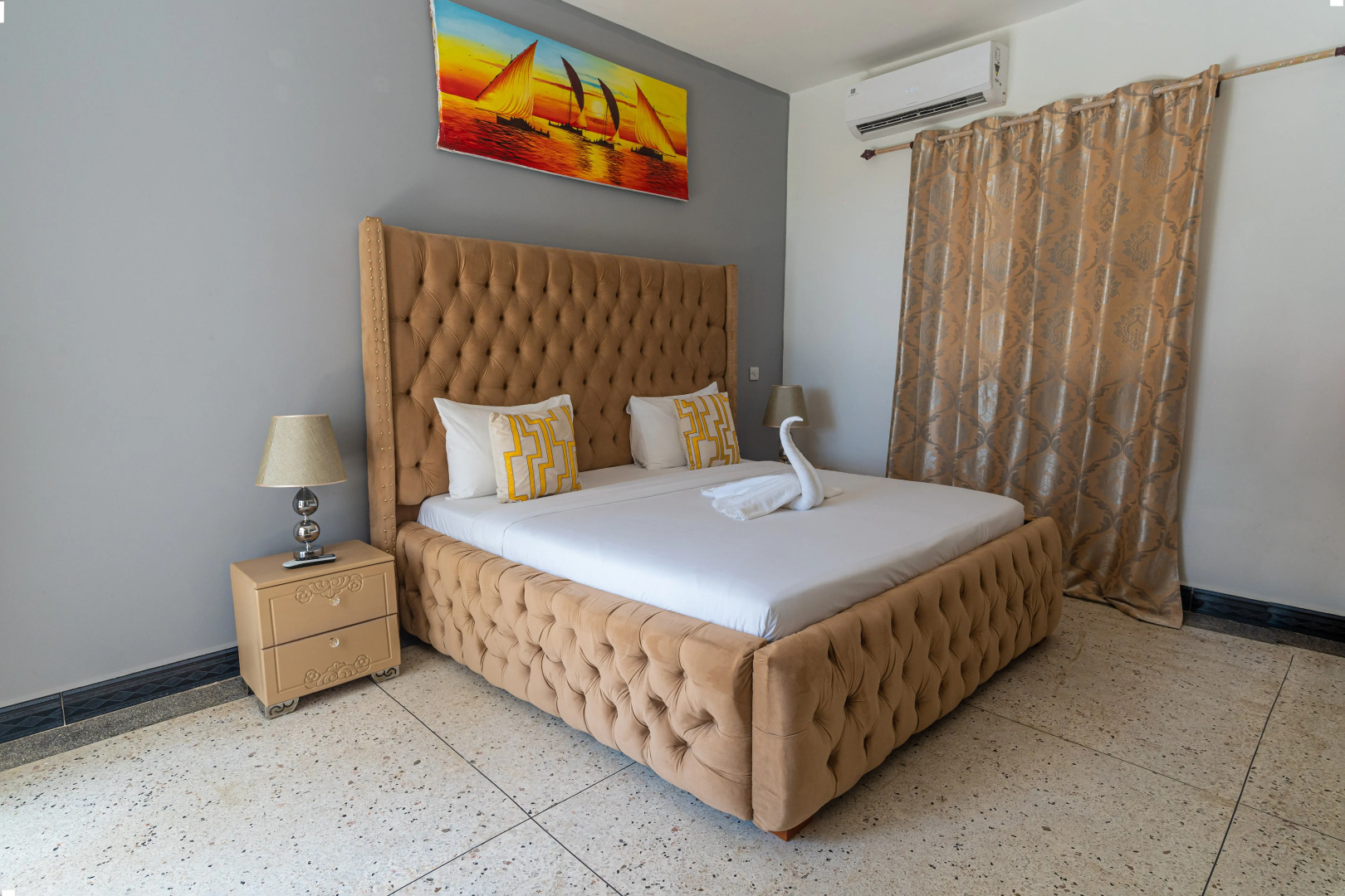 Отель Five Palms