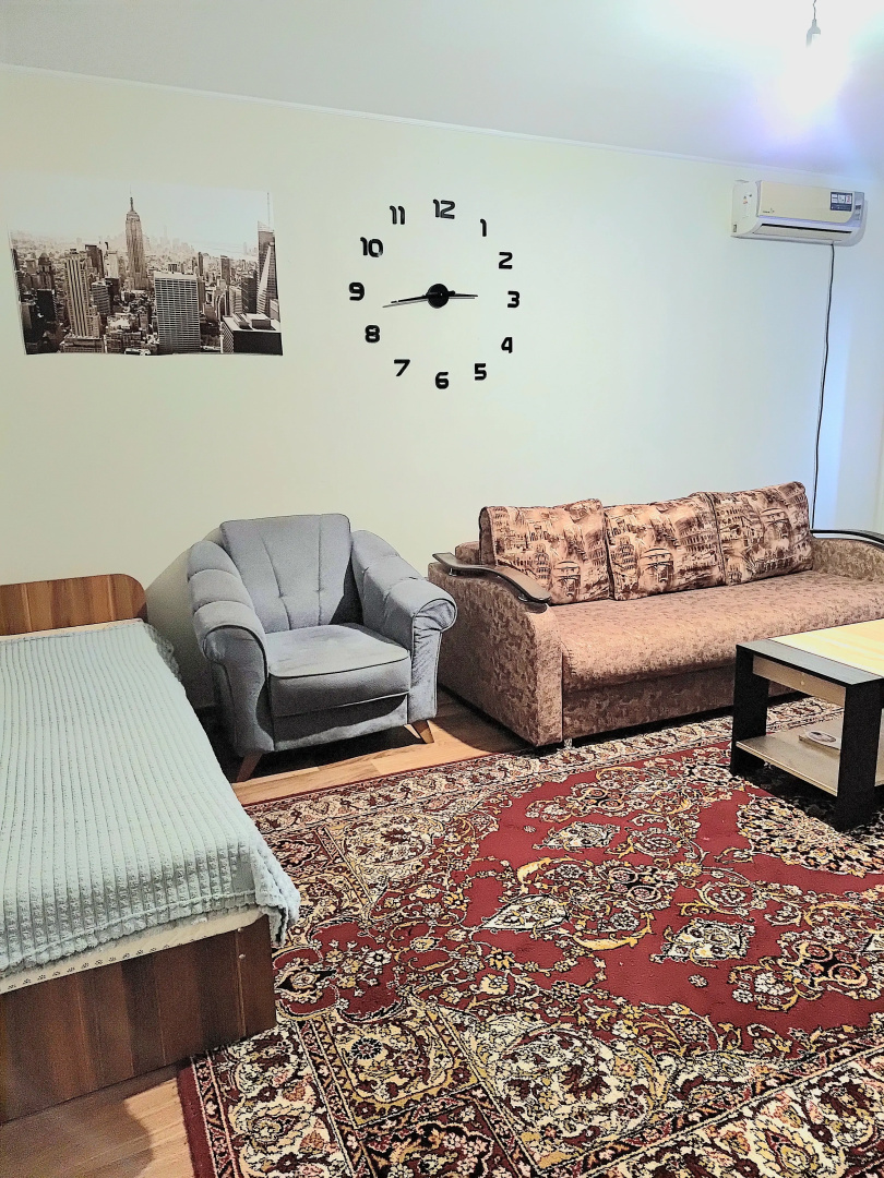 Квартира Комфортная трёхкомнатная