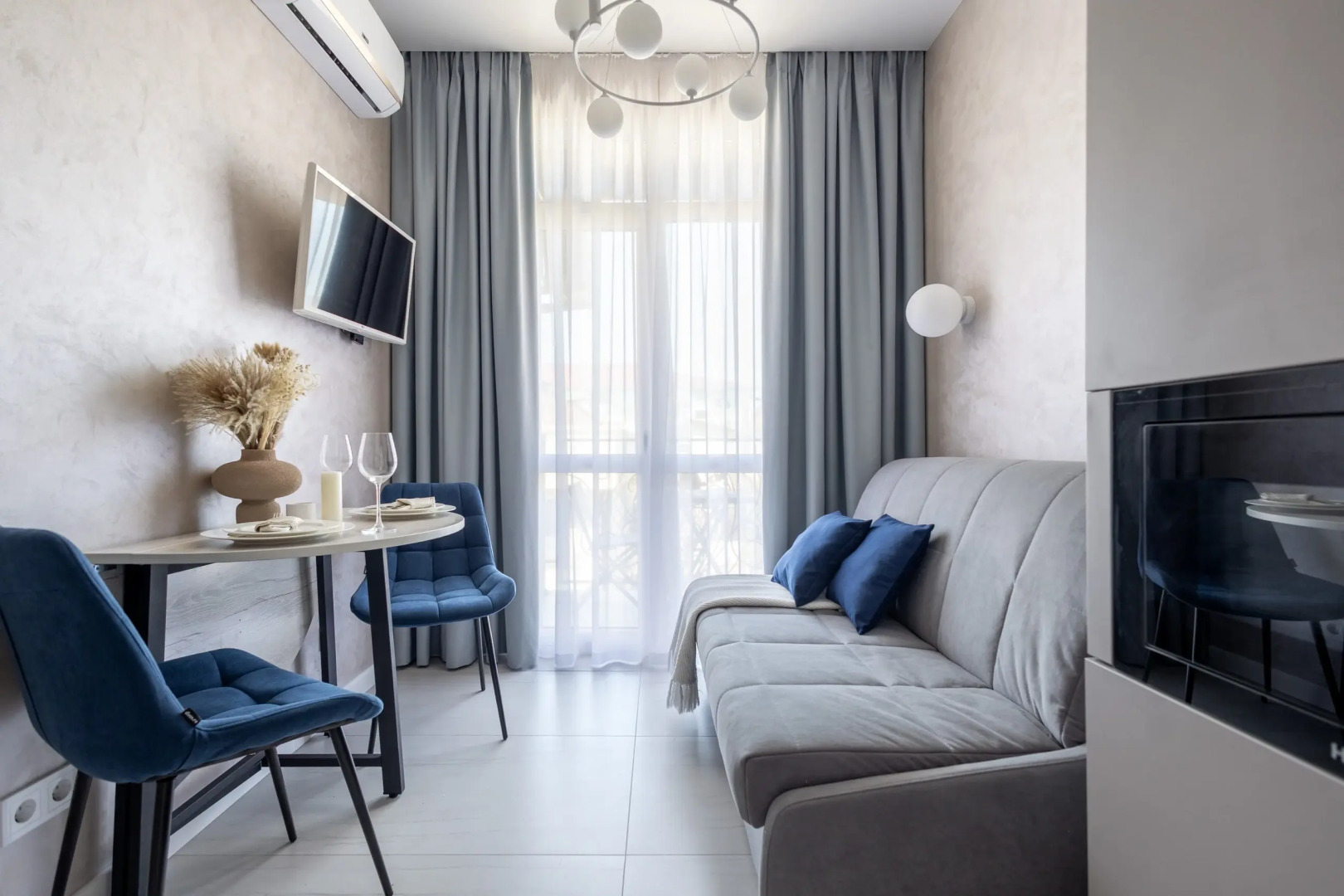 Апартаменты Red Apartments Вальс апартамент Клод