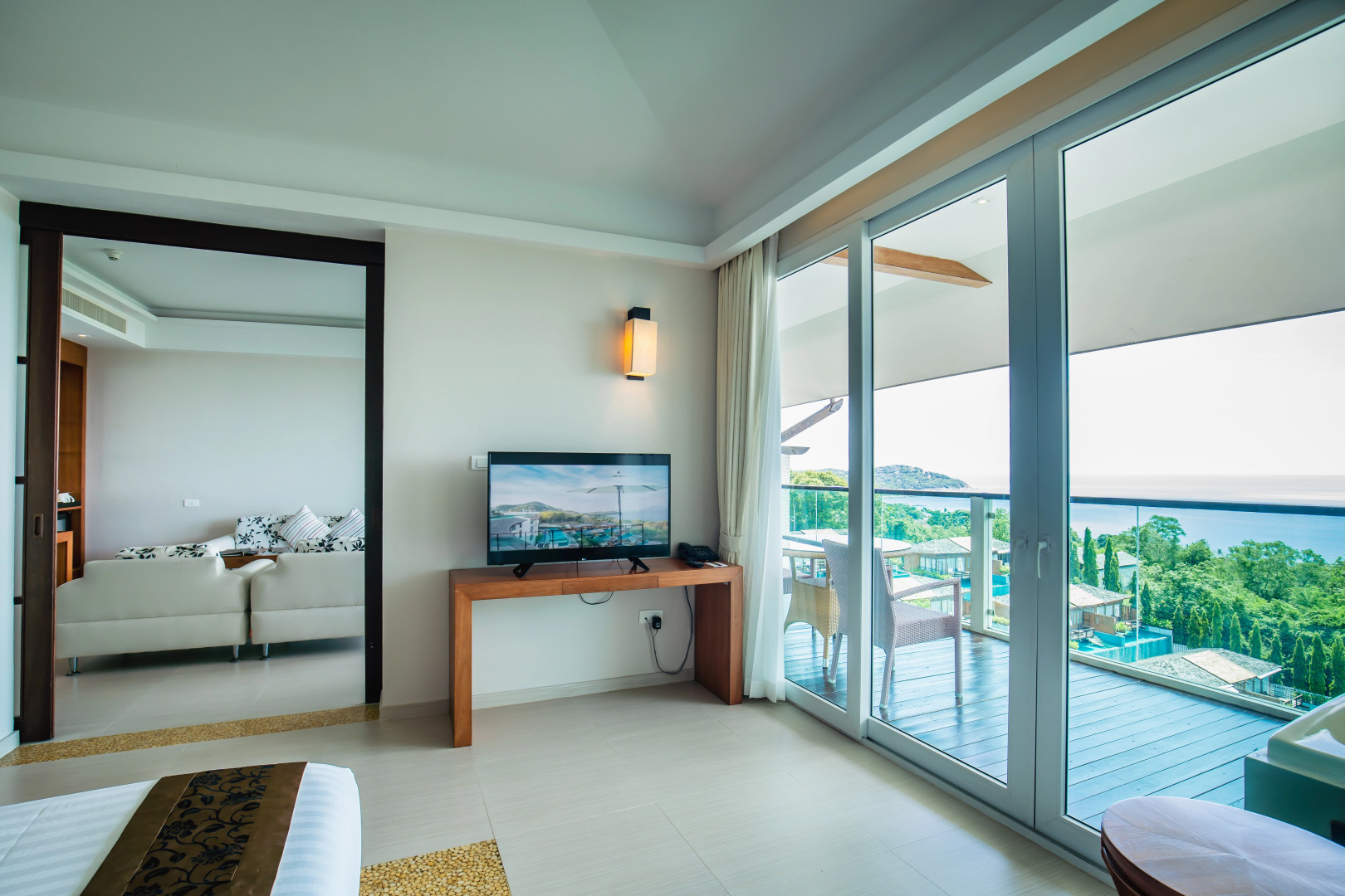 Отель KC Resort & Over Water Villas