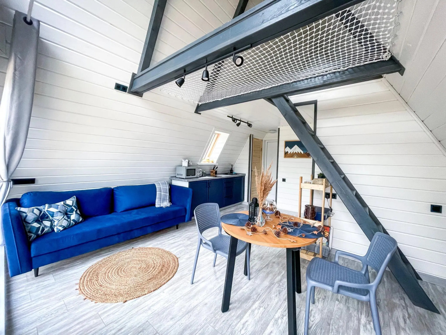 Глэмпинг А у реки