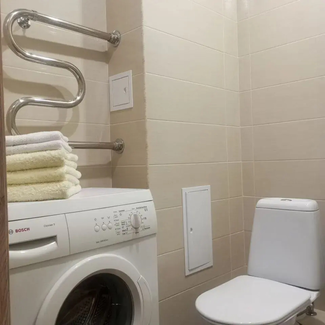 Квартира на улице Хлыновская 28