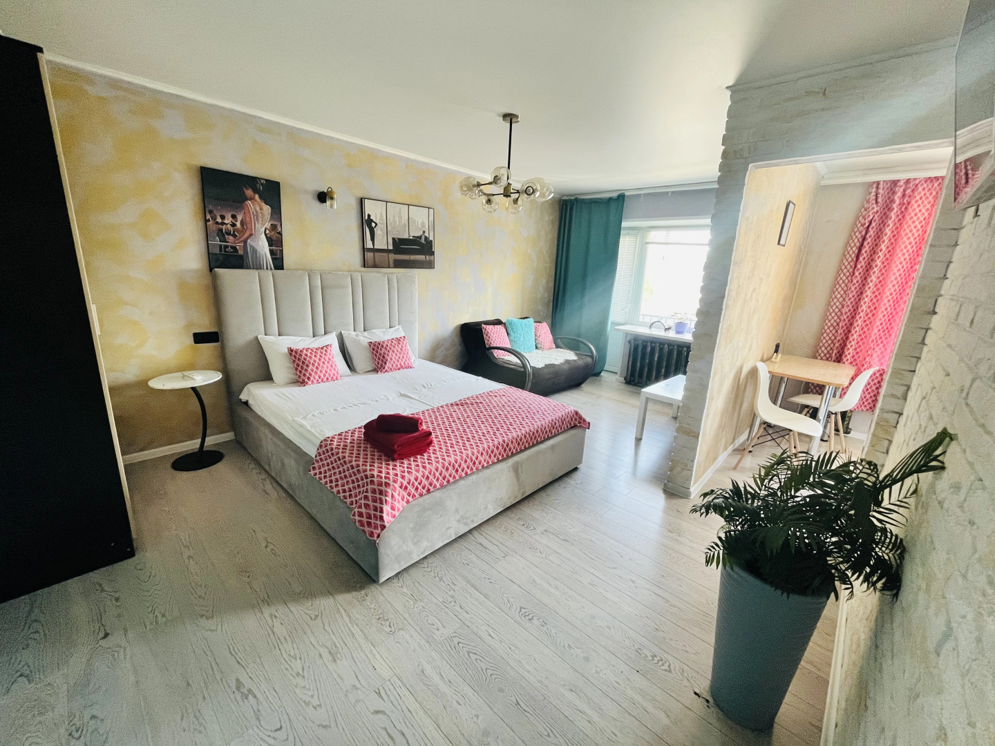 Апартаменты на Площади