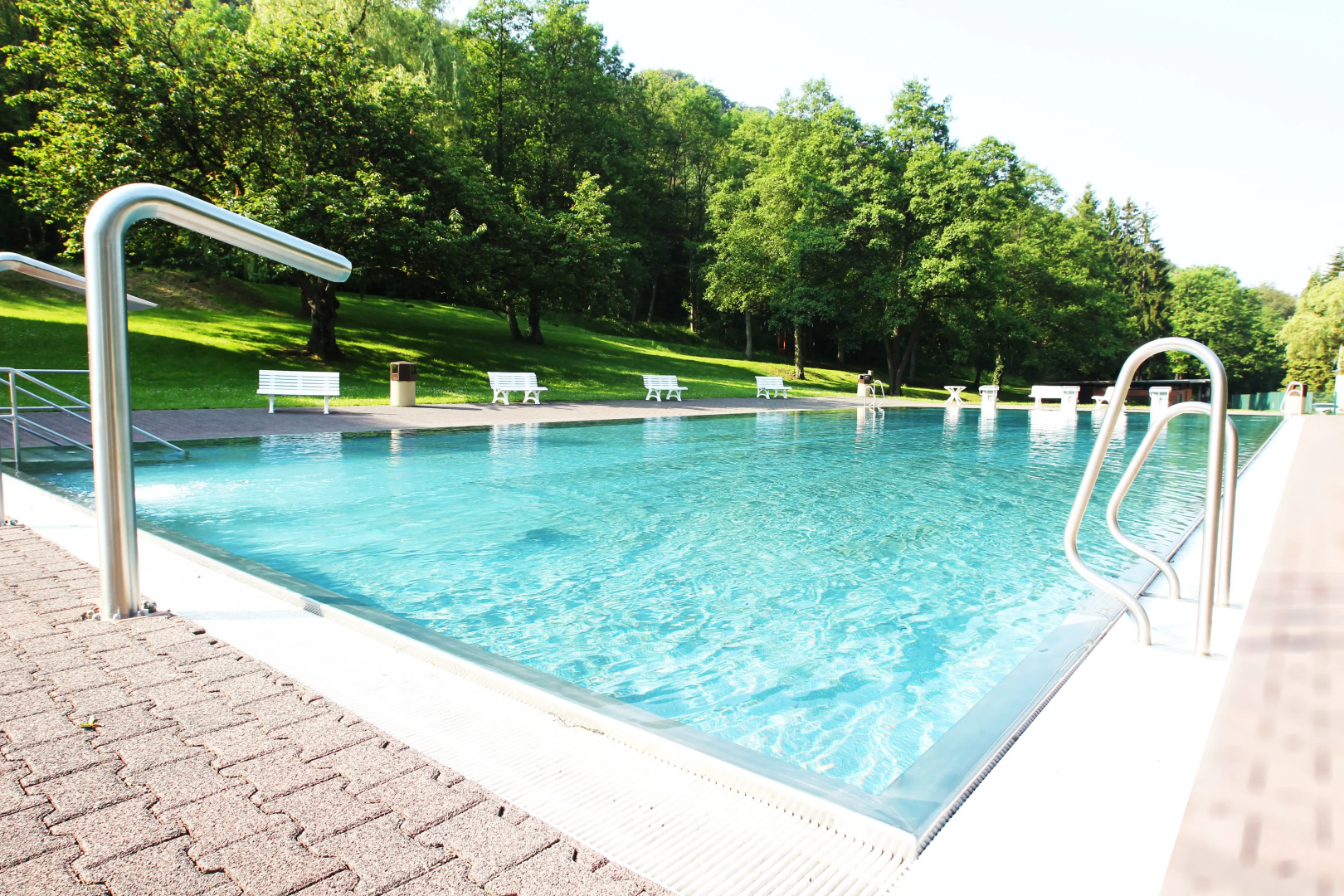 Отель Alvisse Parc