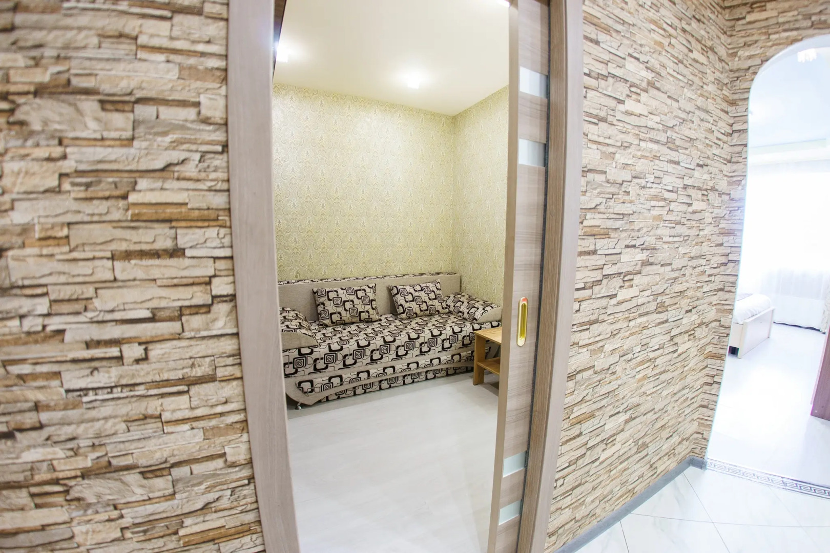 Апартаменты InnDays Металлургов 108