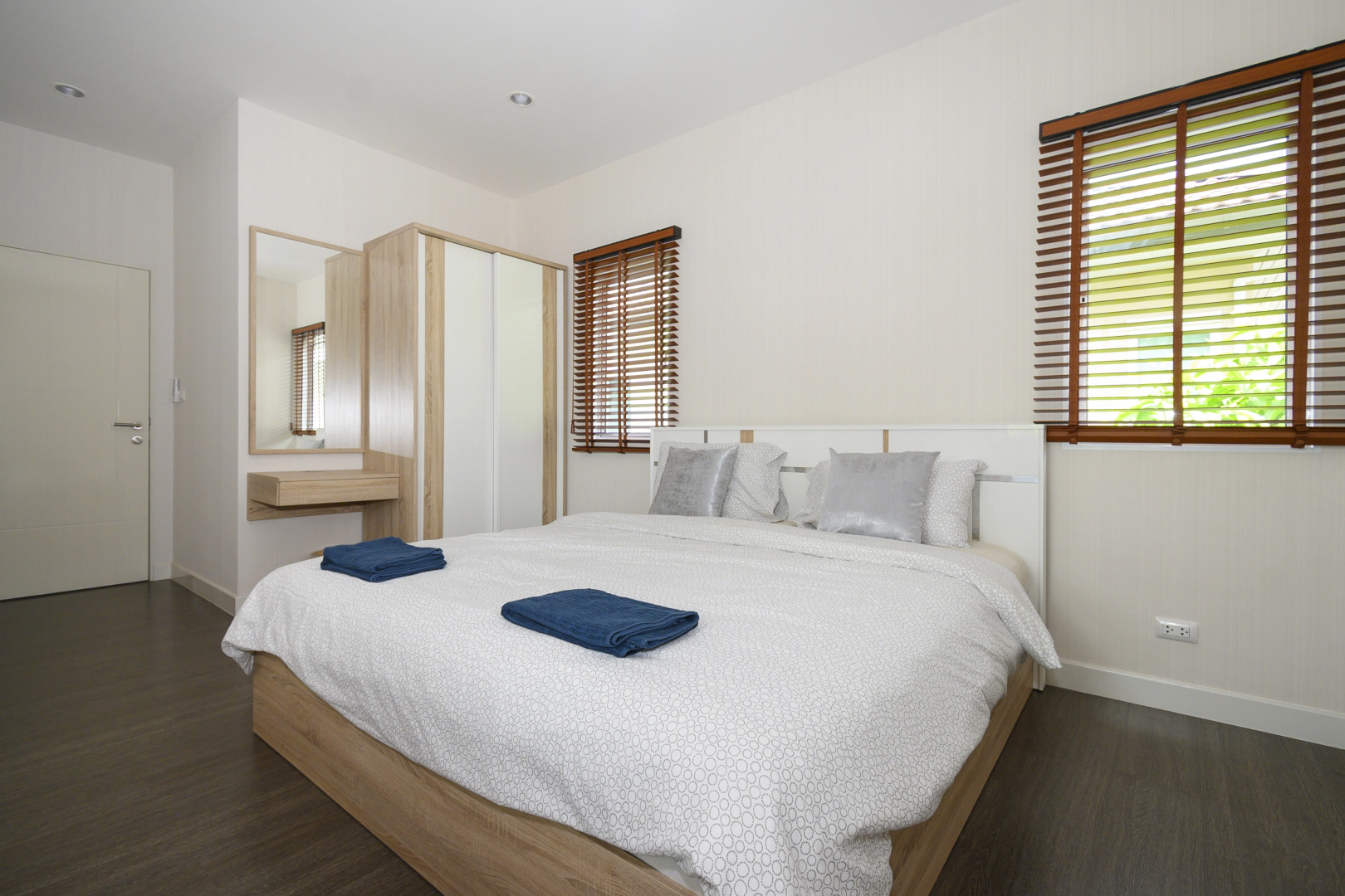 4 BR Saransiri Villa 2#l Pool Gym Garage Netflix	