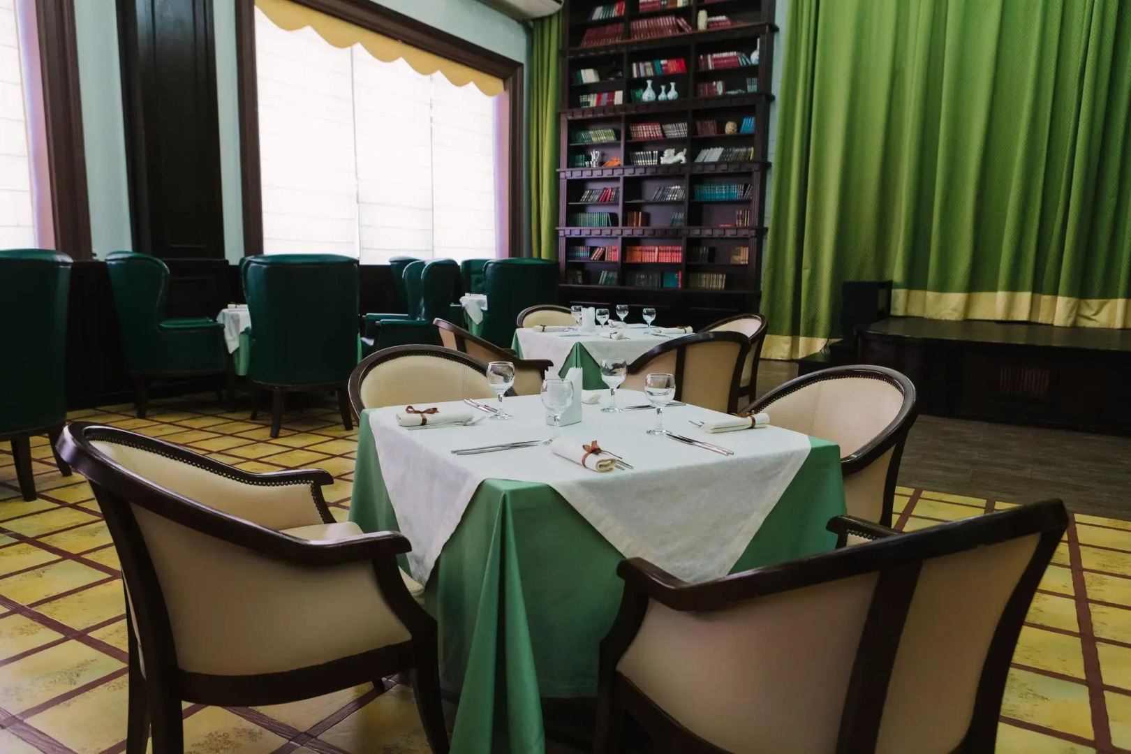 Отель Новый Тобол