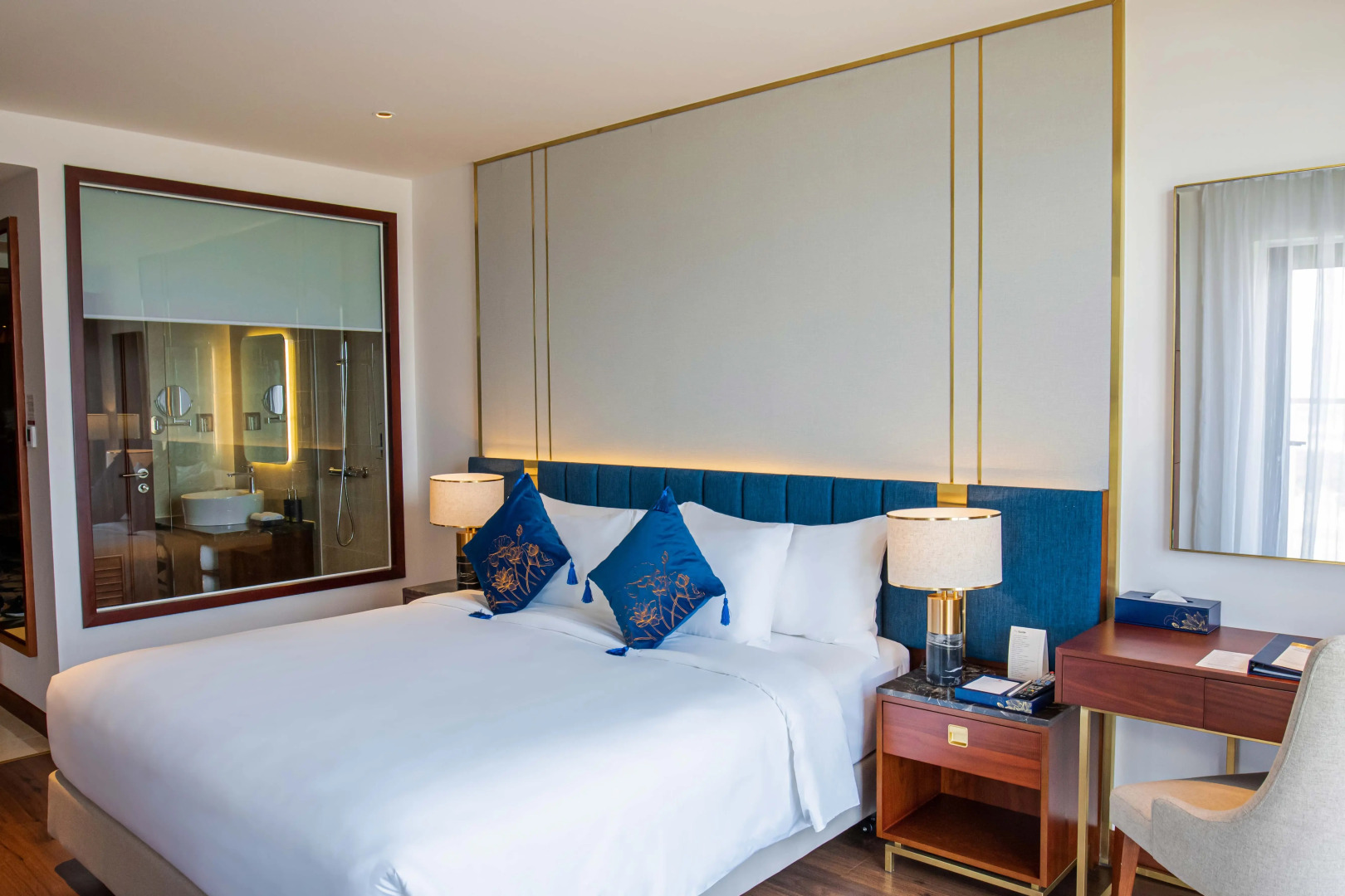 Отель Best Western Premier Marvella Nha Trang