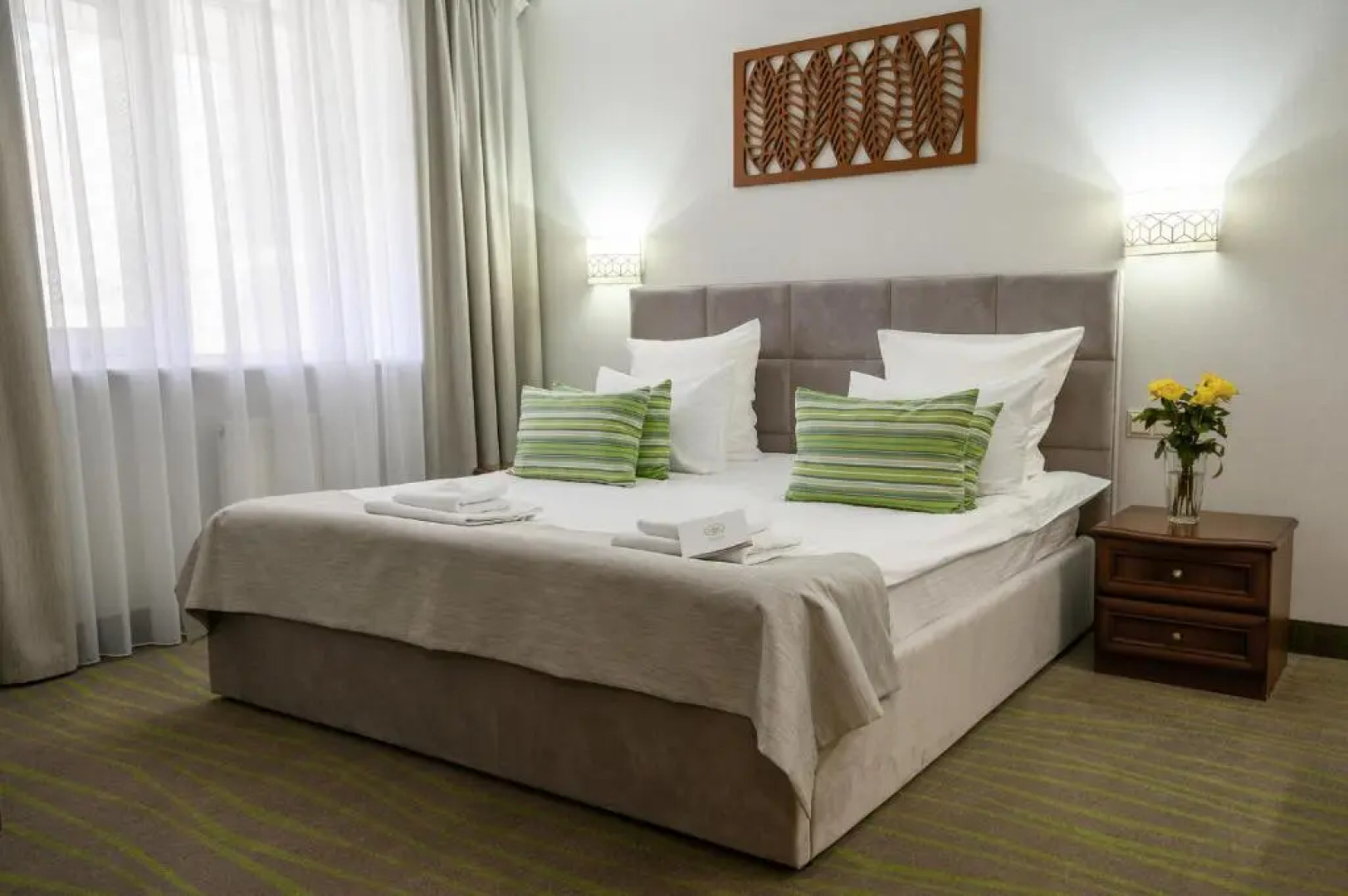 Отель Платан Южный