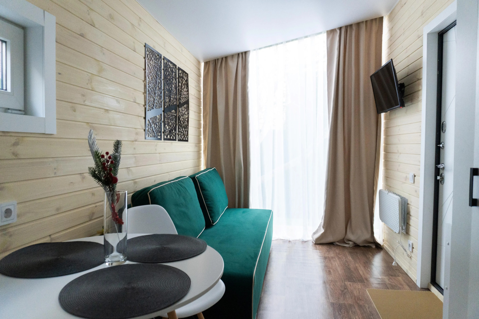 Меблированные комнаты Ecosuite Family