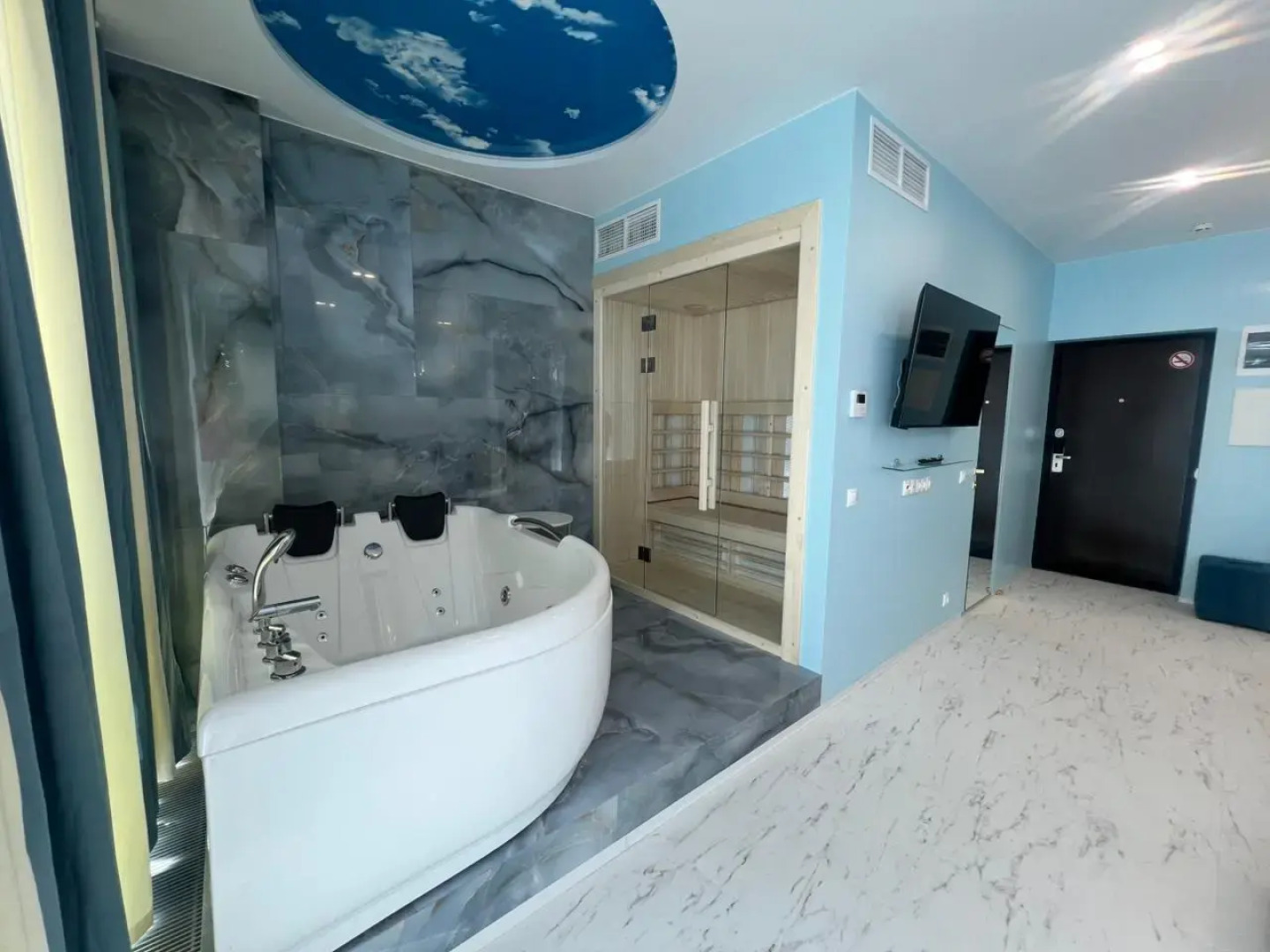 Отель Санремо