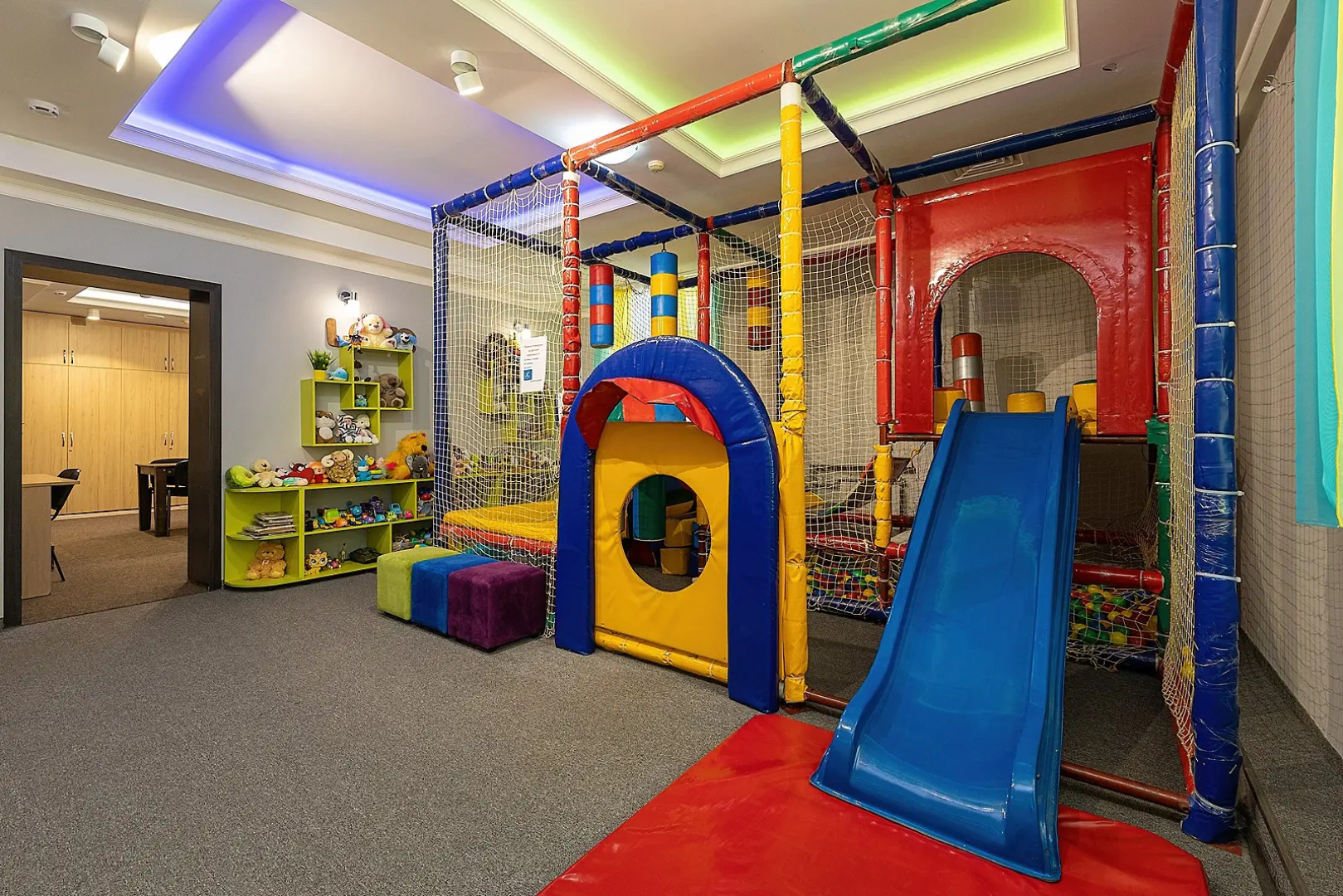 Отель Акватория