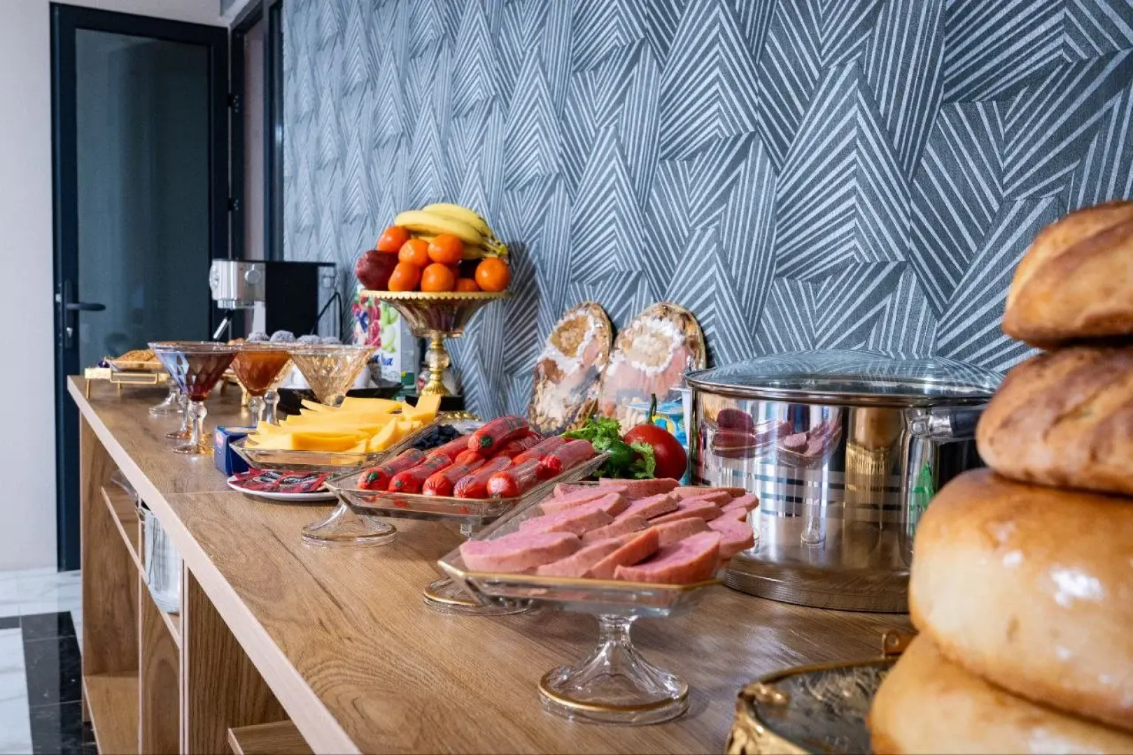 Отель Gold Star Palace