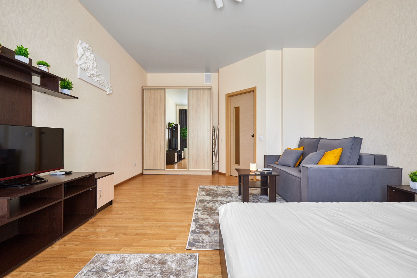 Апартаменты Apart Gallery DeLuxe рядом с ТРЦ Галерея