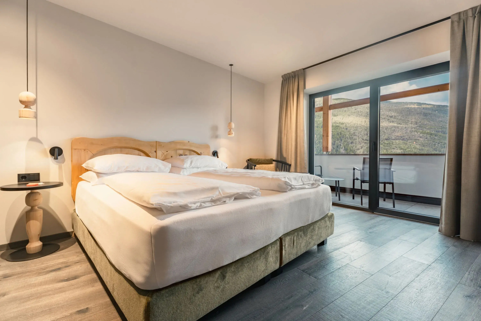 La Cort My Dollhouse - Adults Only