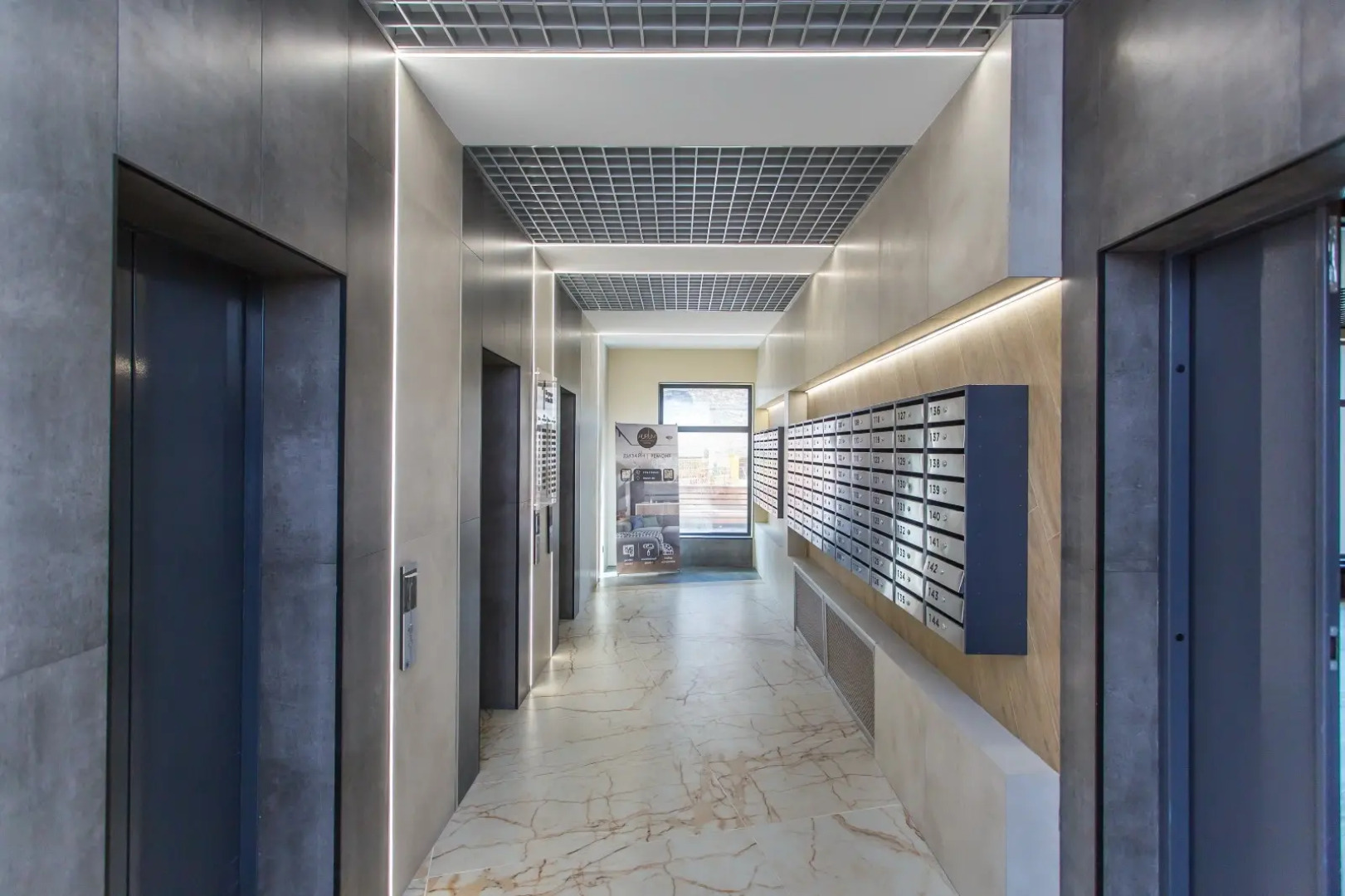 Квартира-студия уютная в новом доме