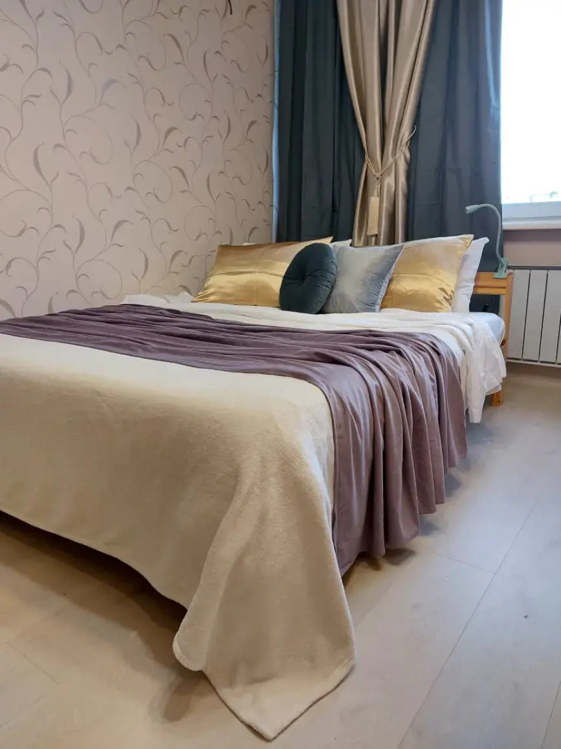 Квартира ЕвроДвушка Аксакова 81/1 на 17 Этаже до 7 Чел