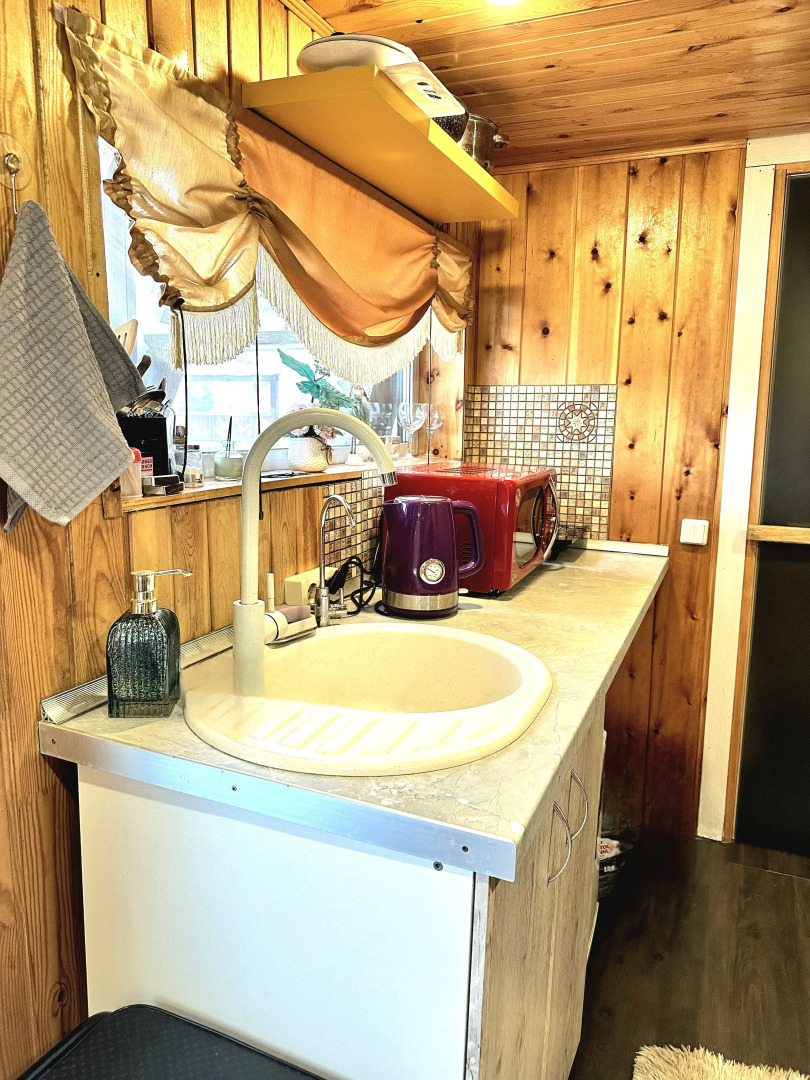 Частный Дом Хай-Тэк на Малиновой 4