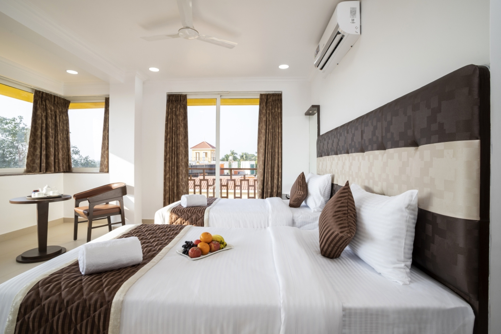 Отель Sairaj Beach resort LLP
