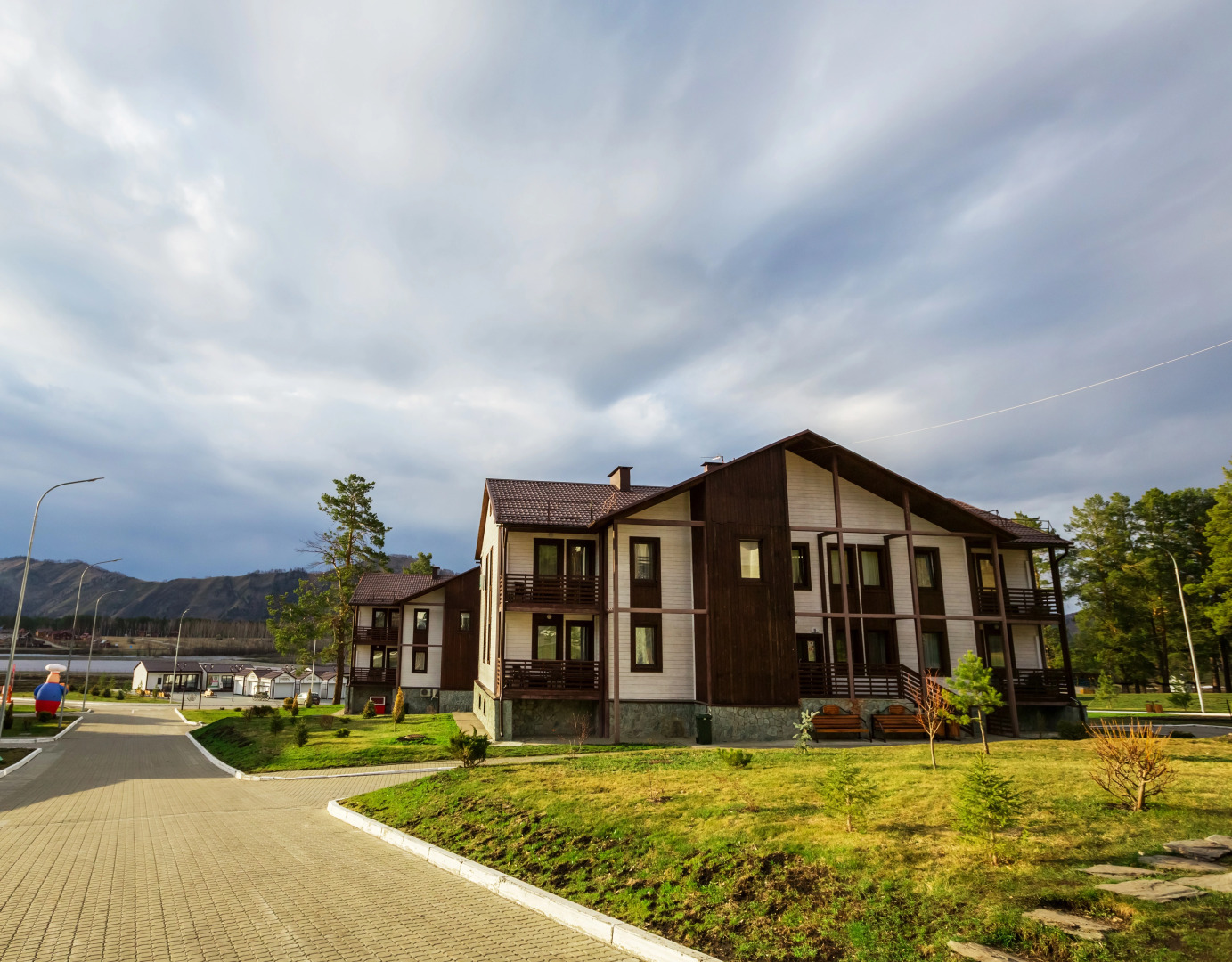 Отель 3*  Всесезонный курорт Манжерок