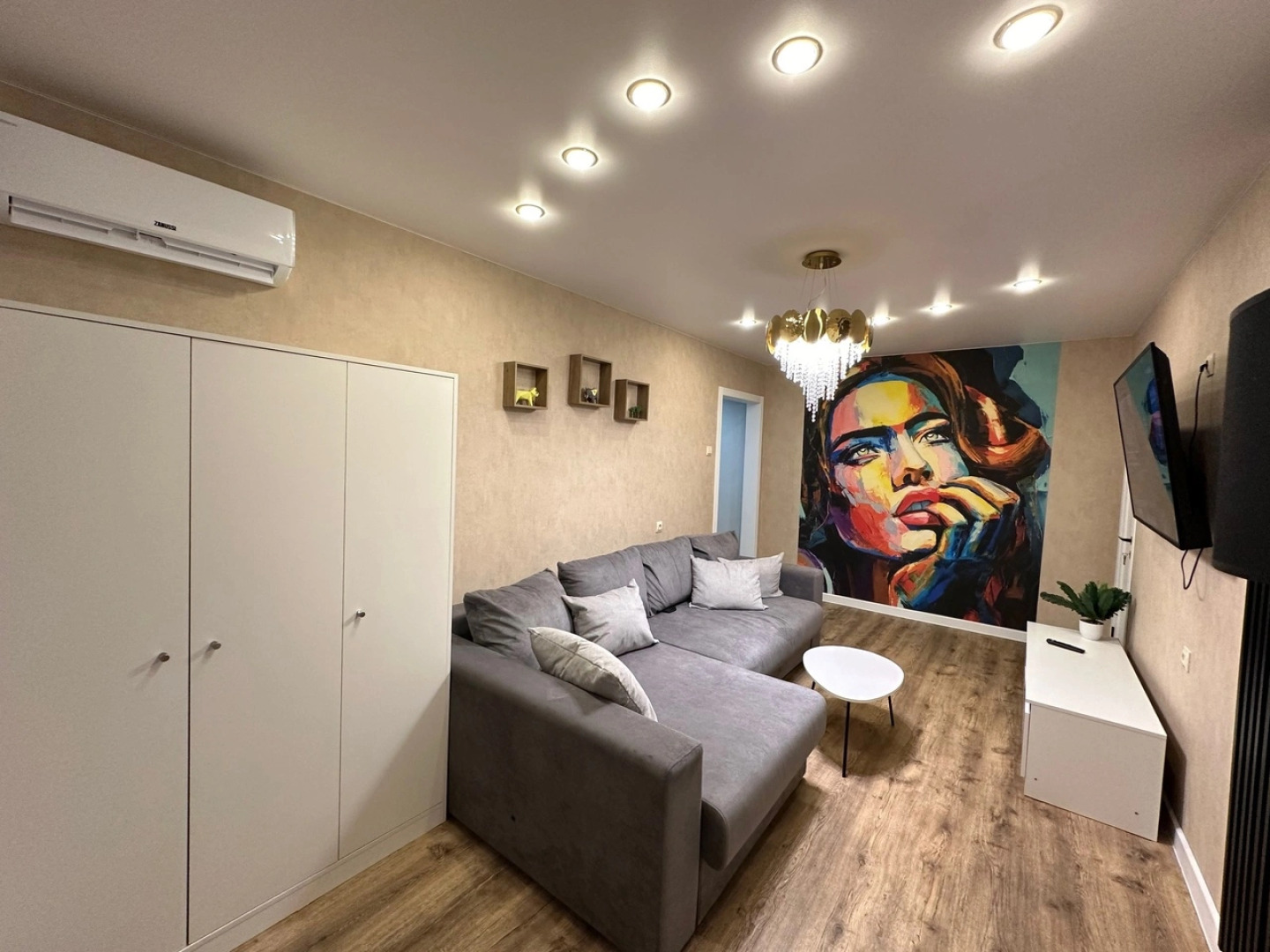 Квартира Современная уютная 3-х ком. на Нлмк