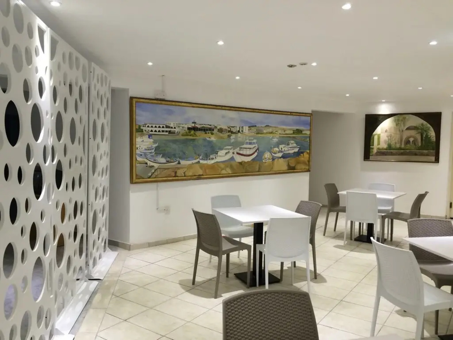 Отель Pambos napa rocks