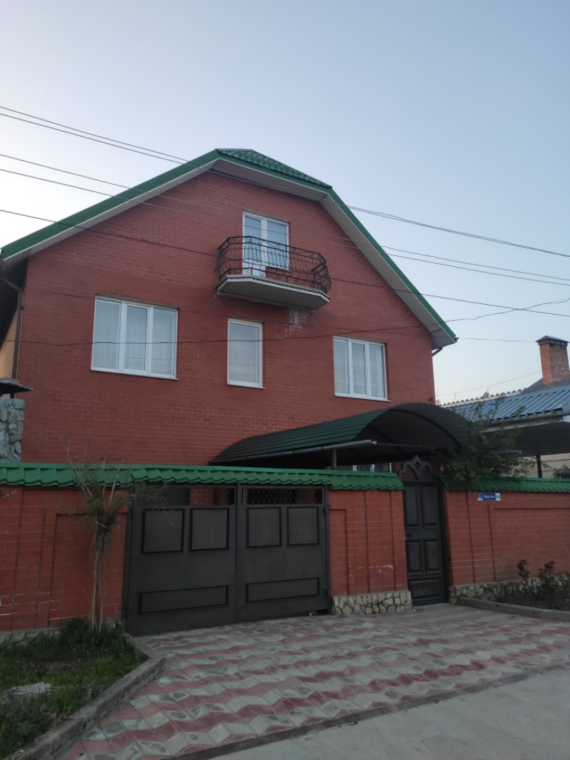 Частный дом на Крутой