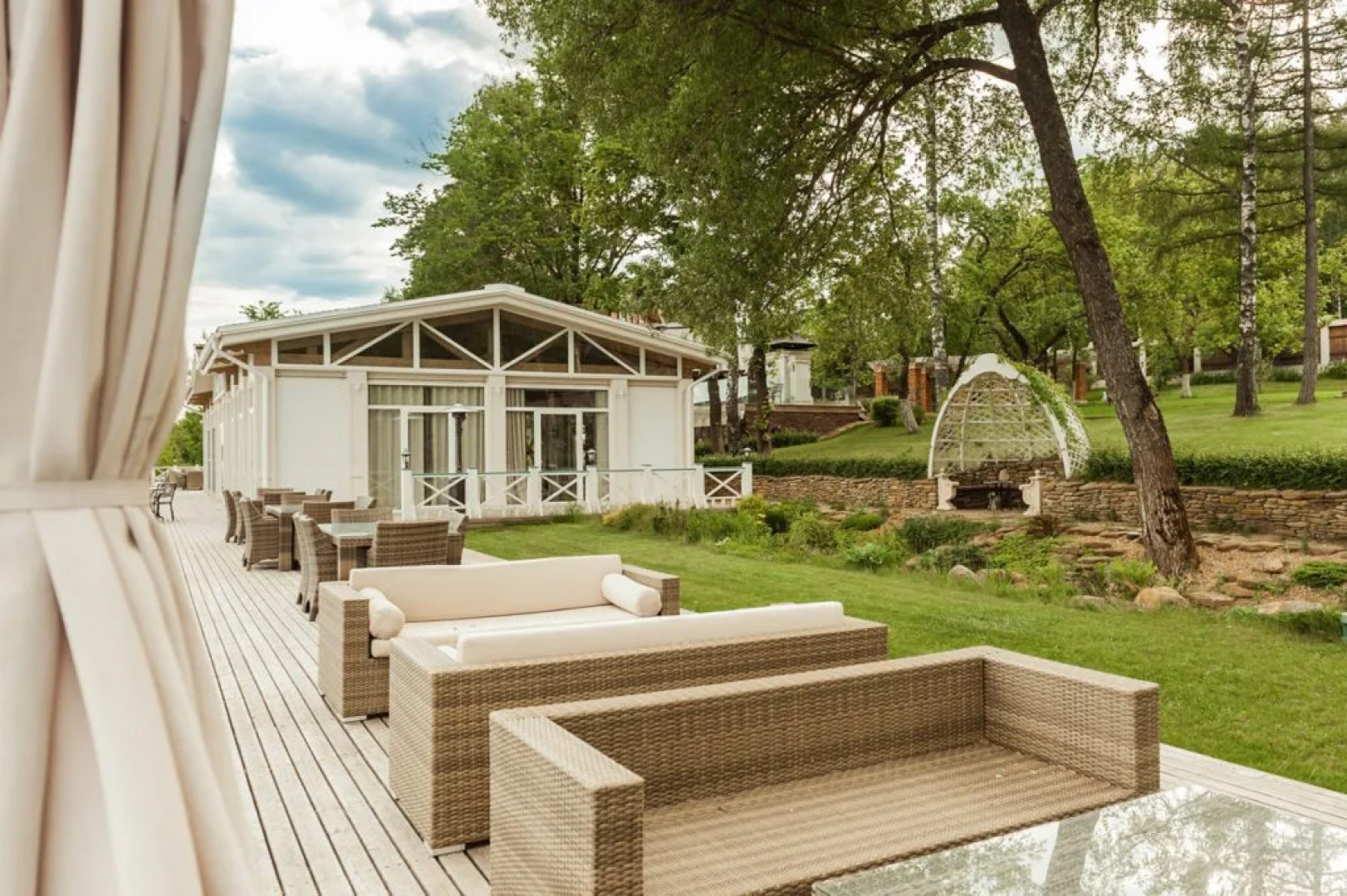 Отель Сенешаль