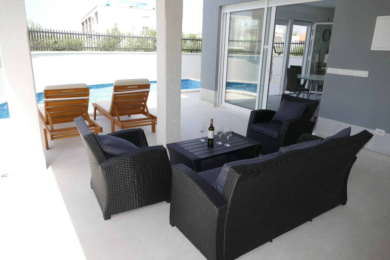 Вилла Urban Villa With Pool