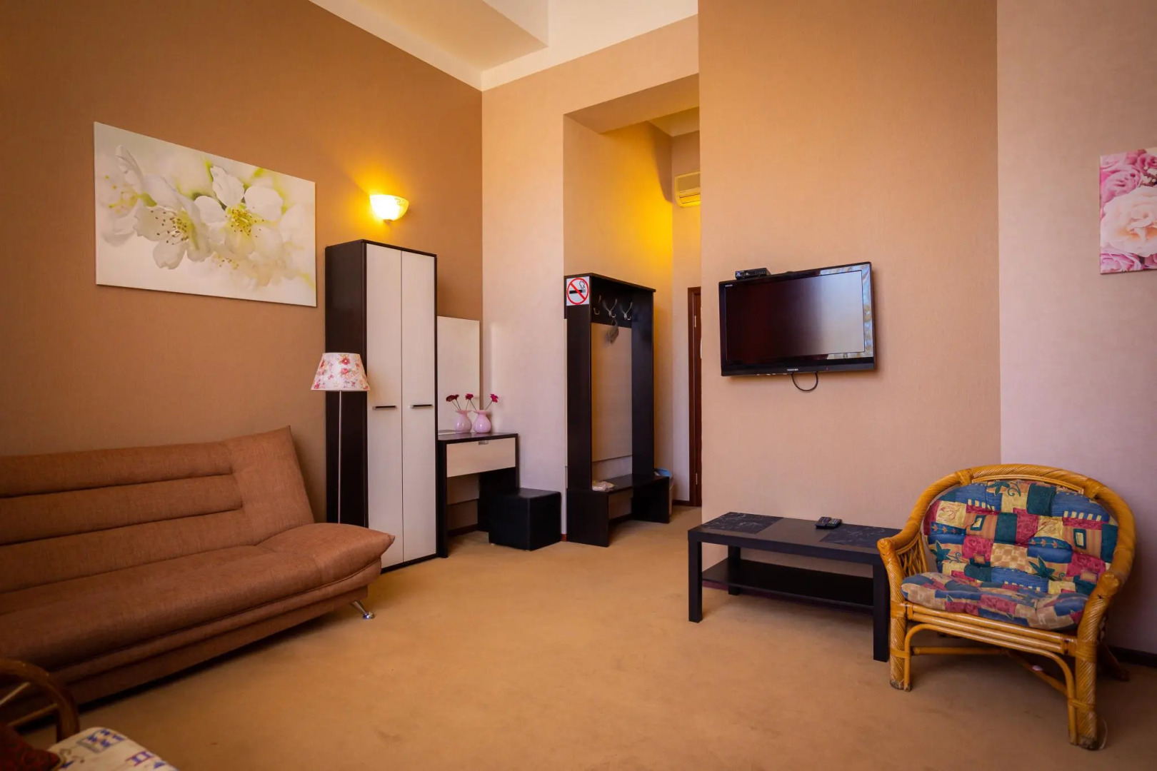 Отель Саврасовская