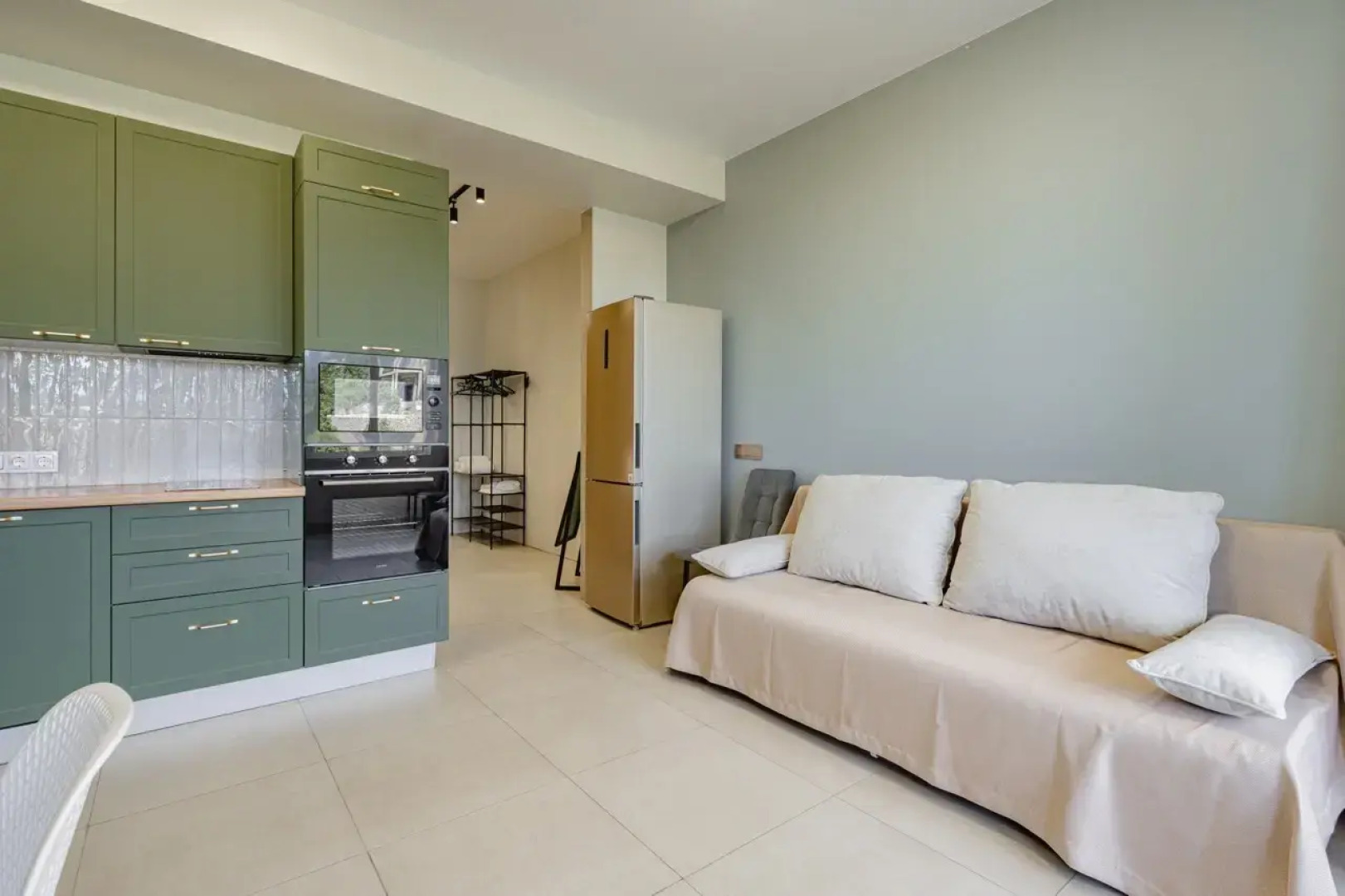 Квартира Двухкомнатная квартира с балконом в комфортном ЖК Монако