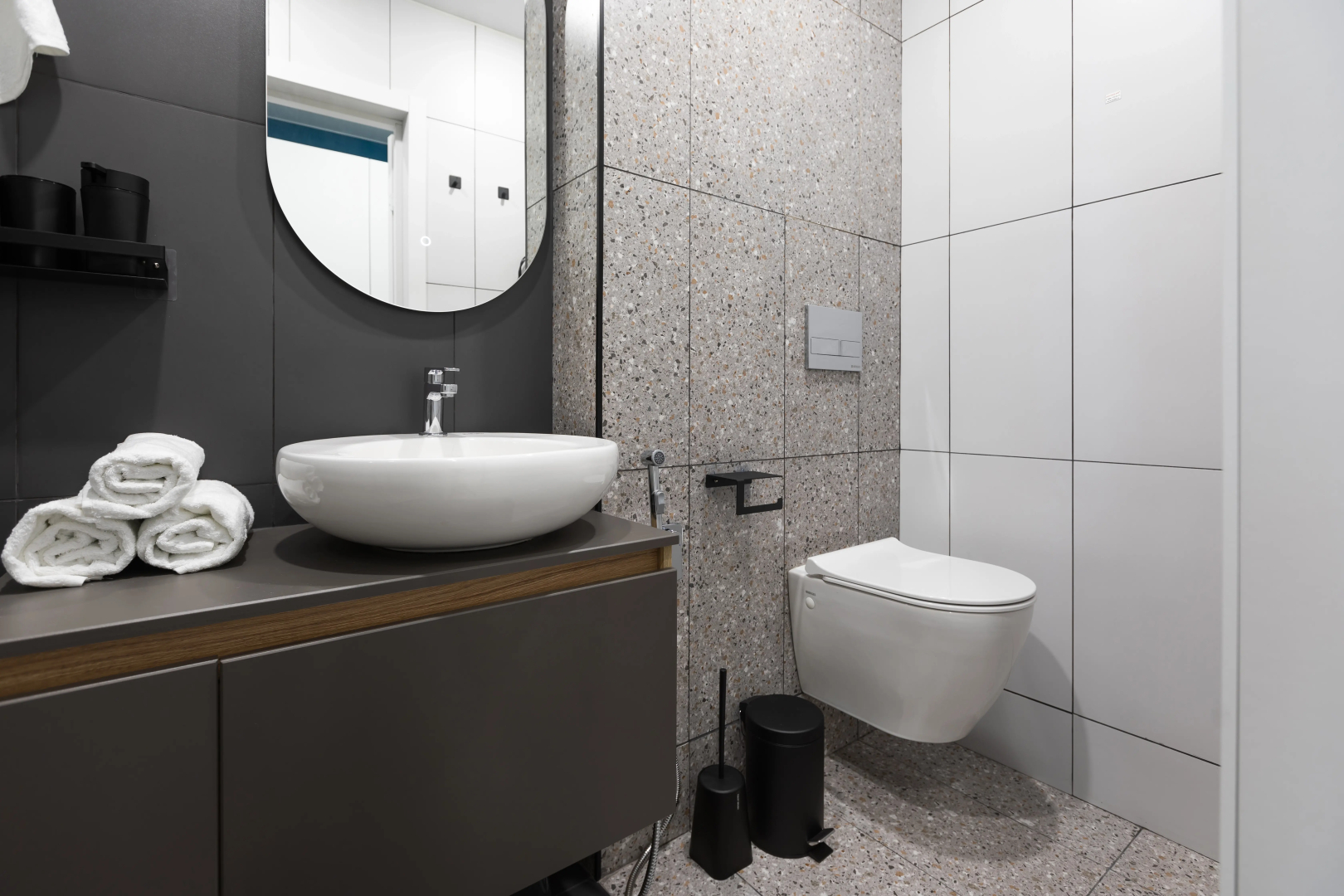 Квартира Voda на Боровой Satin home