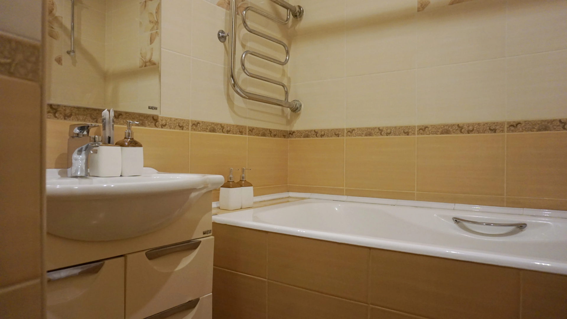 Квартира Просторная евротрешка для большой семьи