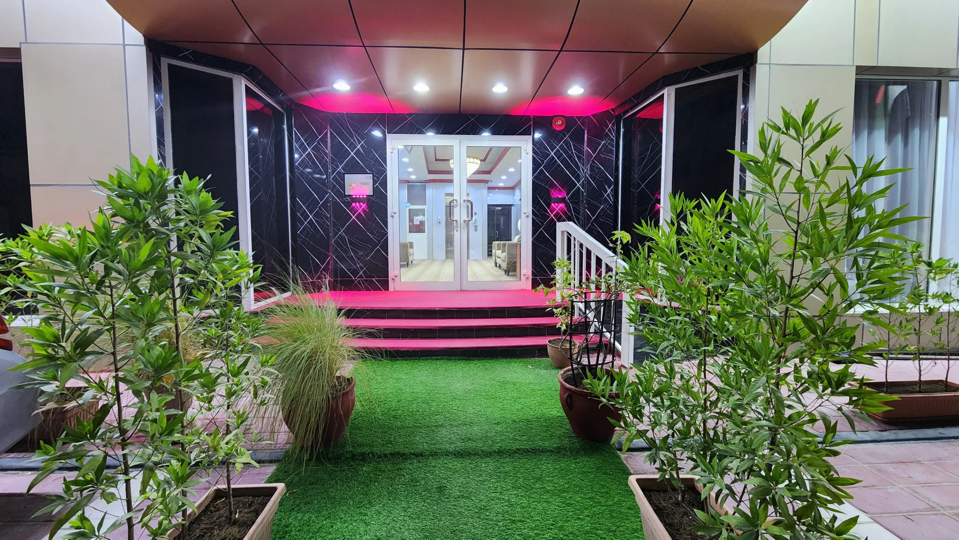 Апарт-отель Ruwi Beach Hotel Apartments - Maha Hospitality Group