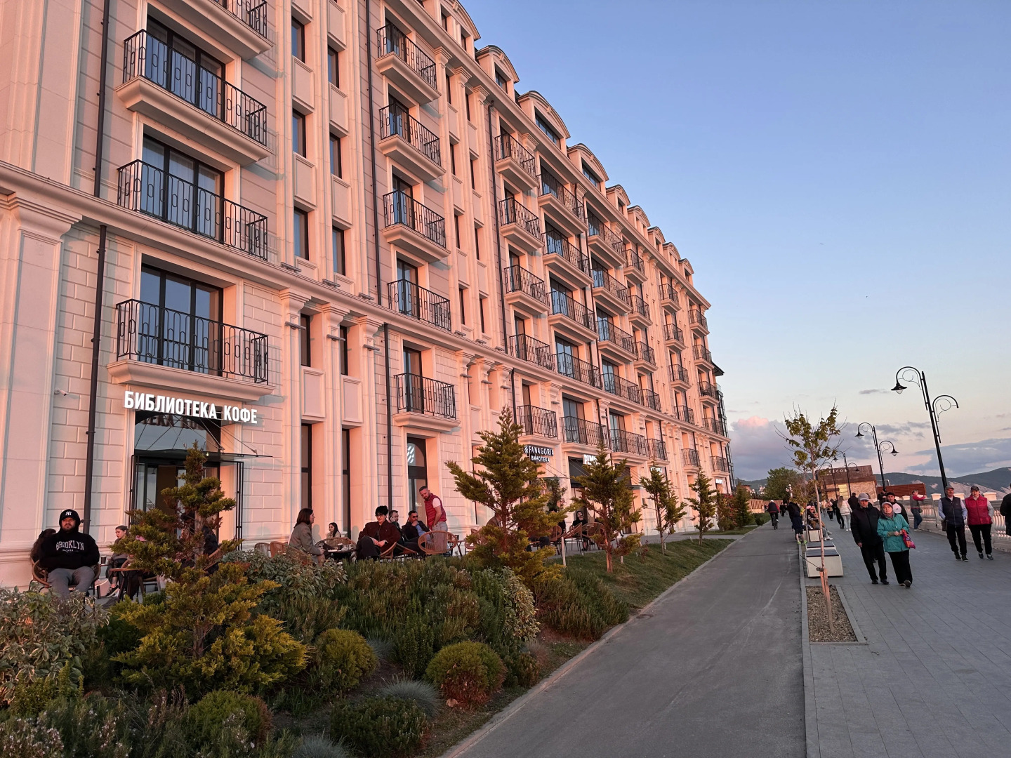 Апартаменты Люкс Дю Солей в Резиденции Граф Толстой