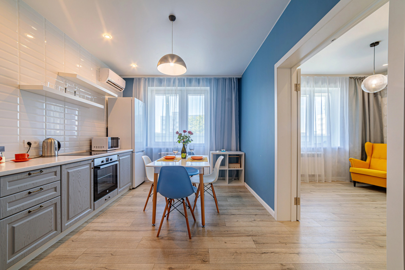 Апартаменты Плеханова 14