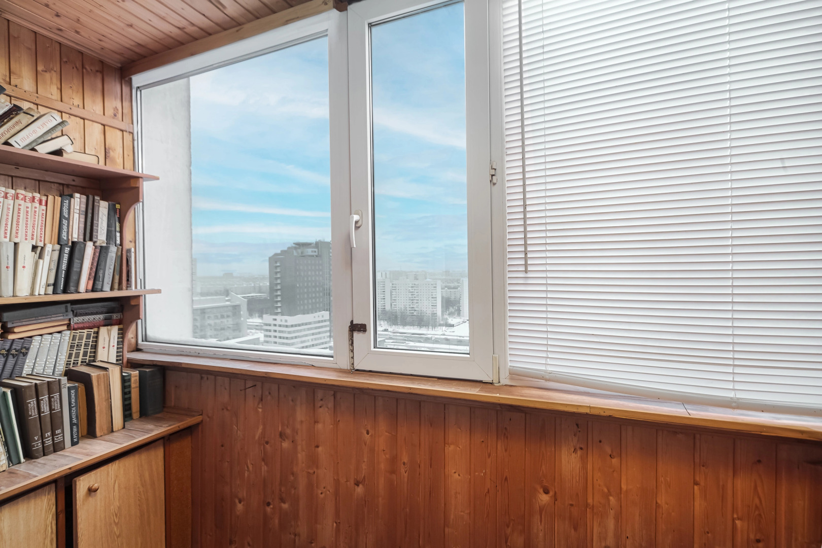 Апартаменты Семейная Квартира на 6 человек м.Домодедовская