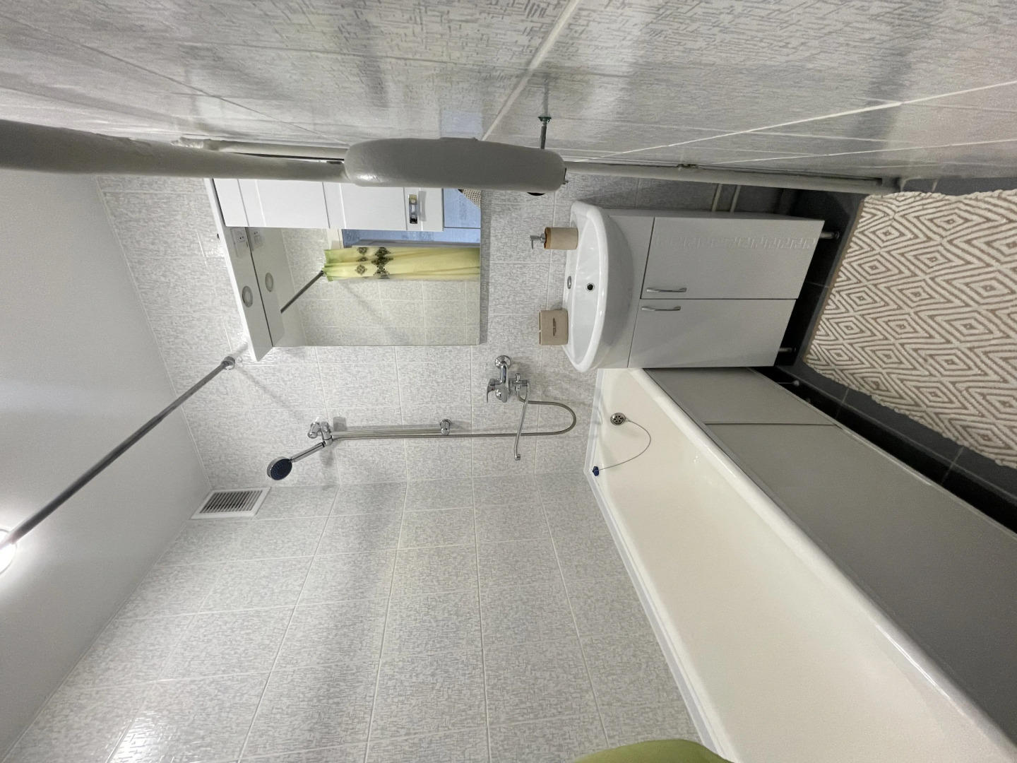 Квартира 2-комнатная на Кошевого 14к2