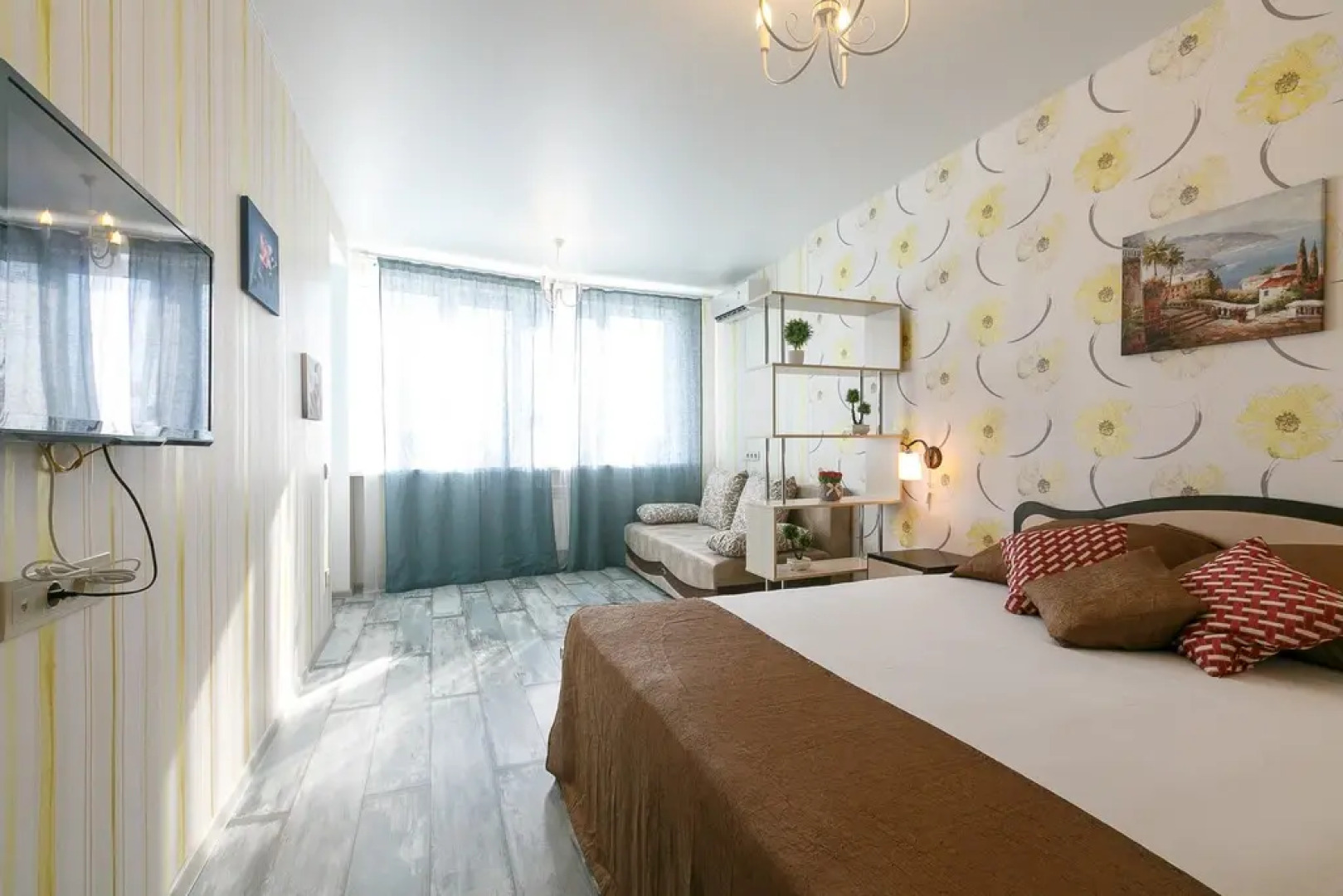 Квартира от компании Хоум Отель на ул. Луначарского, 5