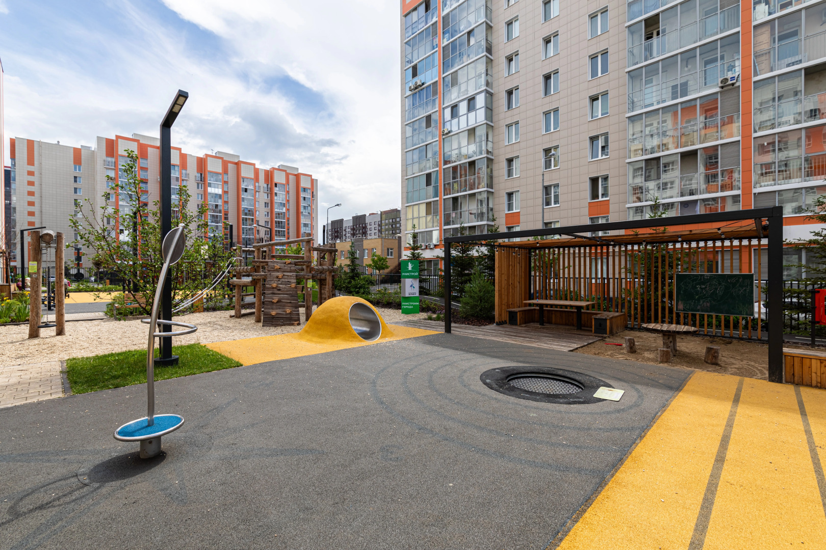 Апартаменты LS 4-х Комнатная большая Журавли