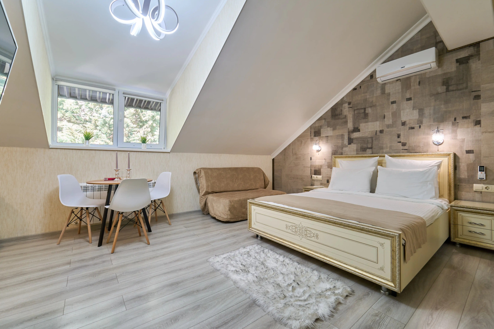 Отель Амбассадор