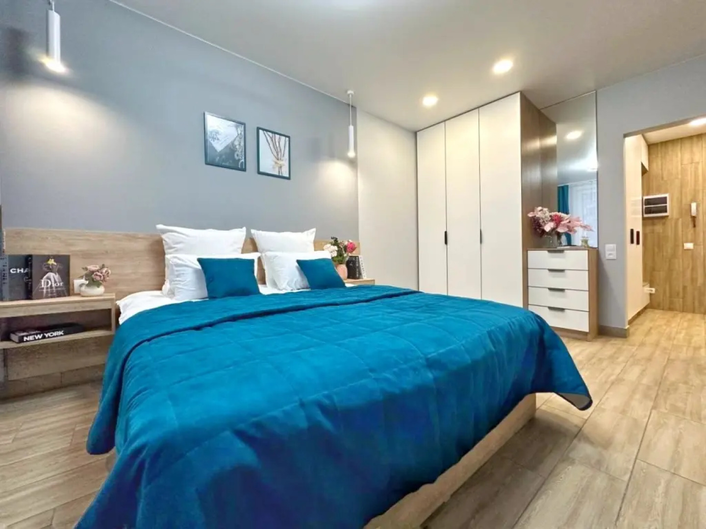 Апартаменты Комфортная возле МВДЦ Сибирь 1